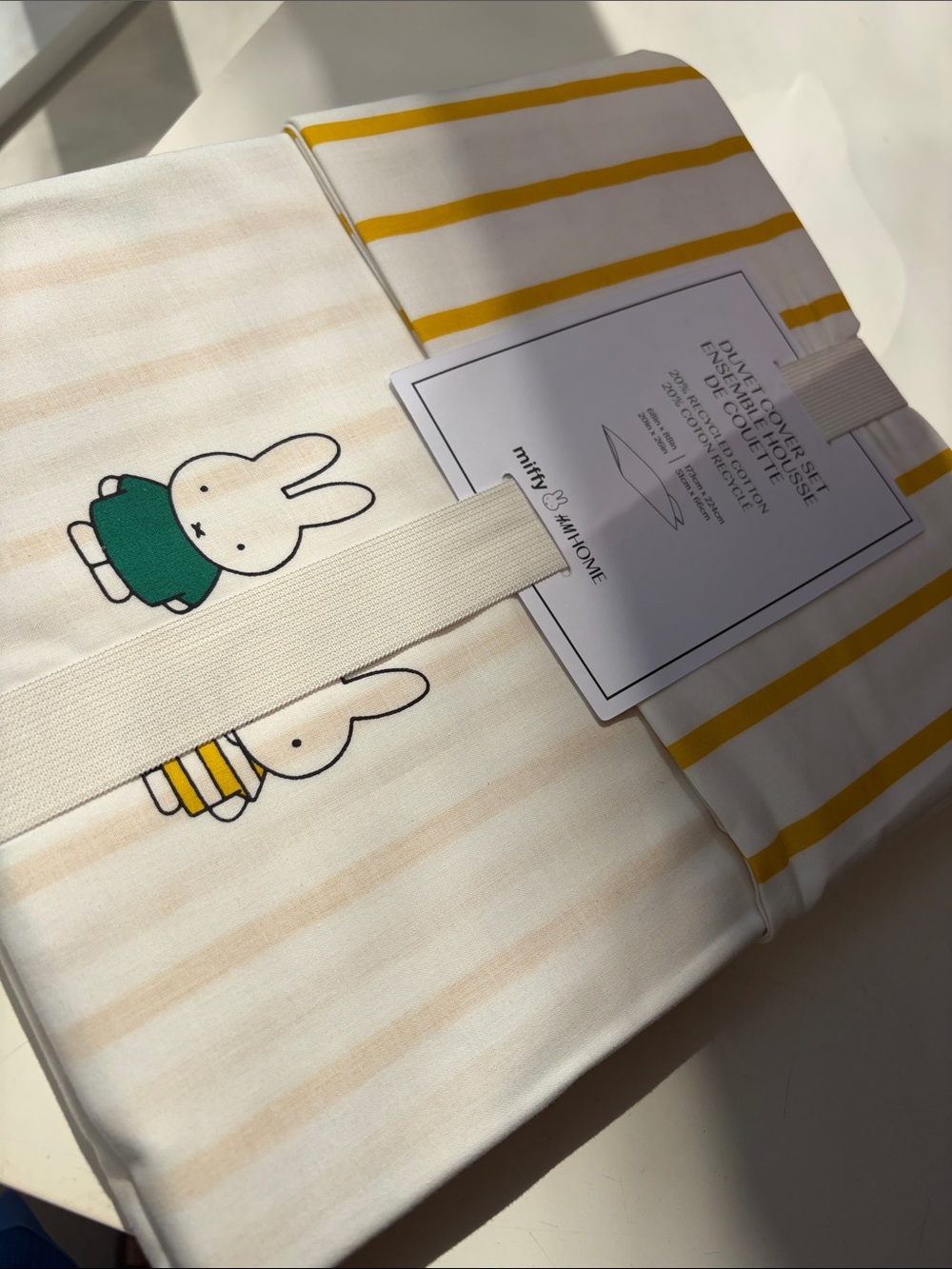Miffy PRINTED TWIN DUVET COVER SET with matching pillowcase - Picture 2 of 7